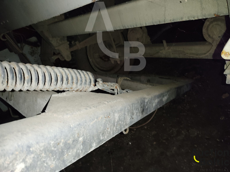 MMZ 771 - Rimorkio vetëshkarkuese: foto 5 MMZ 771 - Rimorkio vetëshkarkuese: foto 5