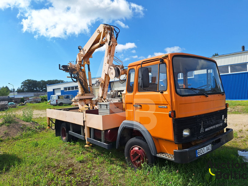 Magirus 130 M 8 - Kamion me karroceri të hapur, Kamion me vinç: foto 1 Magirus 130 M 8 - Kamion me karroceri të hapur, Kamion me vinç: foto 1