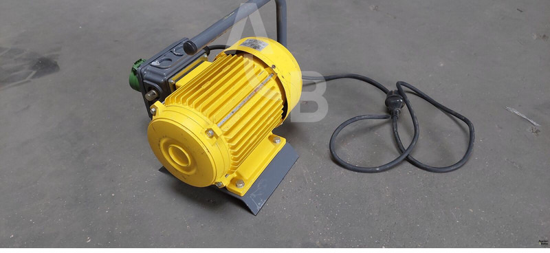 Atlas-Copco CF11MEco - Makineri ndërtimi: foto 4 Atlas-Copco CF11MEco - Makineri ndërtimi: foto 4