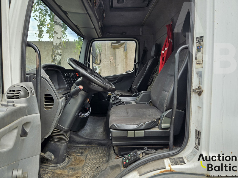 Mercedes-Benz 1018 - Kamion frigorifer: foto 5 Mercedes-Benz 1018 - Kamion frigorifer: foto 5