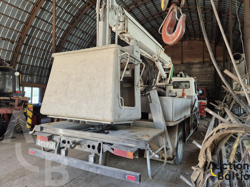 Mercedes-Benz 1114 - Platformë ajrore e montuar në kamion: foto 4 Mercedes-Benz 1114 - Platformë ajrore e montuar në kamion: foto 4