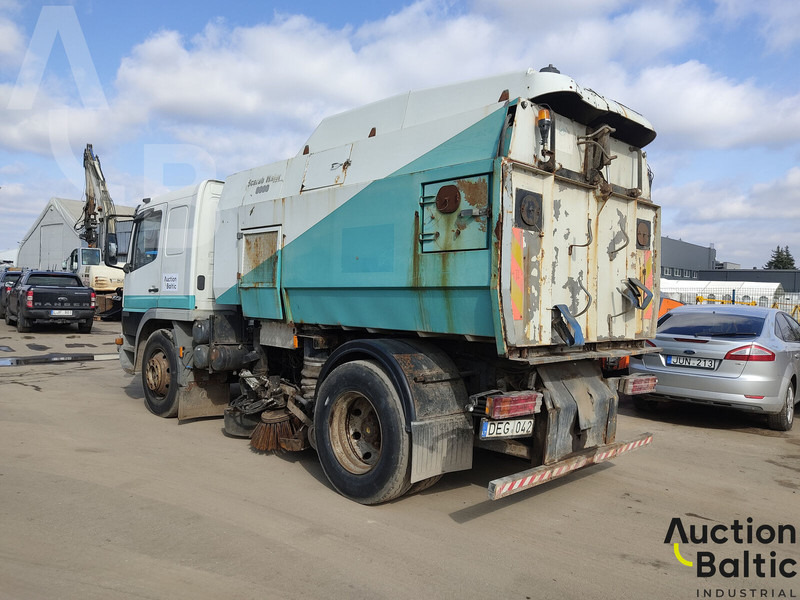 Mercedes-Benz 1517 - Makinë fshirëse për rrugët: foto 4 Mercedes-Benz 1517 - Makinë fshirëse për rrugët: foto 4