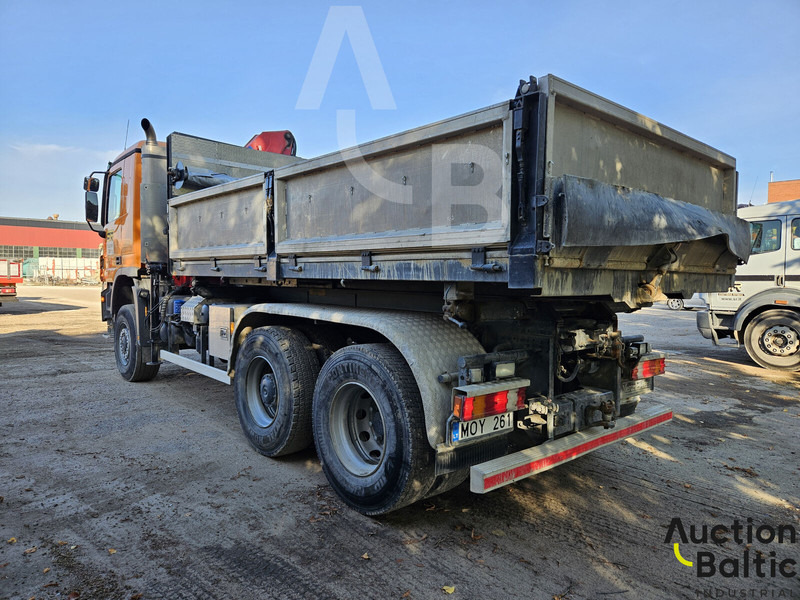 Mercedes-Benz Actros 1844 - Kamion vetëshkarkues, Kamion me vinç: foto 3 Mercedes-Benz Actros 1844 - Kamion vetëshkarkues, Kamion me vinç: foto 3