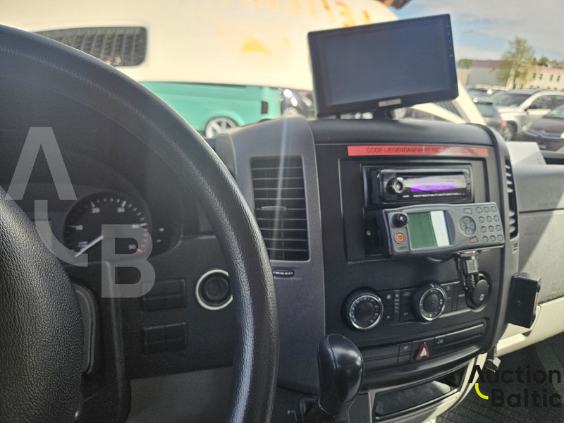 Ambulancë Mercedes-Benz Sprinter: foto 7 Ambulancë Mercedes-Benz Sprinter: foto 7