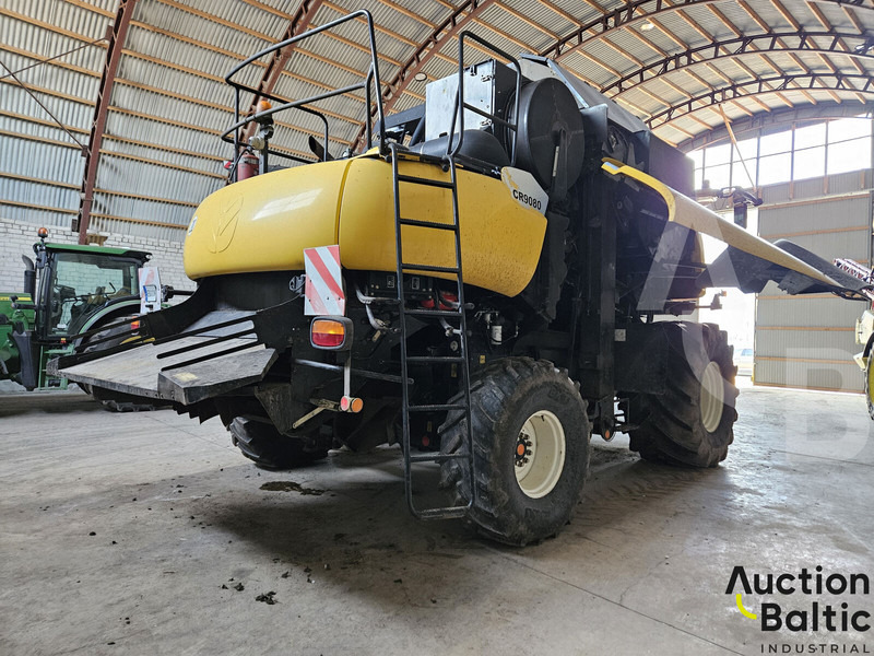 New Holland CR 9080 - Autokombajnë: foto 4 New Holland CR 9080 - Autokombajnë: foto 4