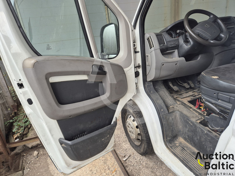 Peugeot Boxer - Furgon i vogël: foto 5 Peugeot Boxer - Furgon i vogël: foto 5