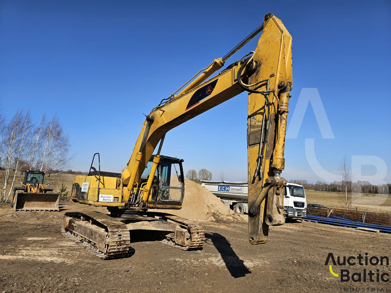 Sany SY 230 C - Ekskavator me zinxhirë: foto 2 Sany SY 230 C - Ekskavator me zinxhirë: foto 2