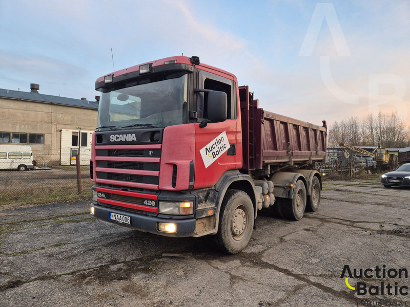 Scania R 124 - Kamion vetëshkarkues: foto 1 Scania R 124 - Kamion vetëshkarkues: foto 1