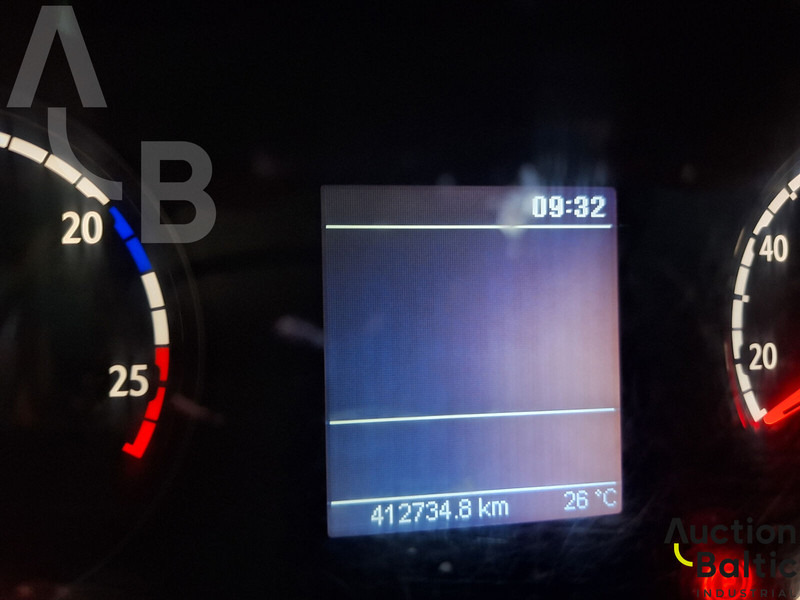 Kamion për transport druri, Kamion me vinç Scania R 480: foto 8