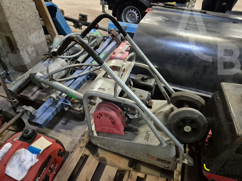 Swepac F.90A - Pllakë vibratori: foto 1 Swepac F.90A - Pllakë vibratori: foto 1