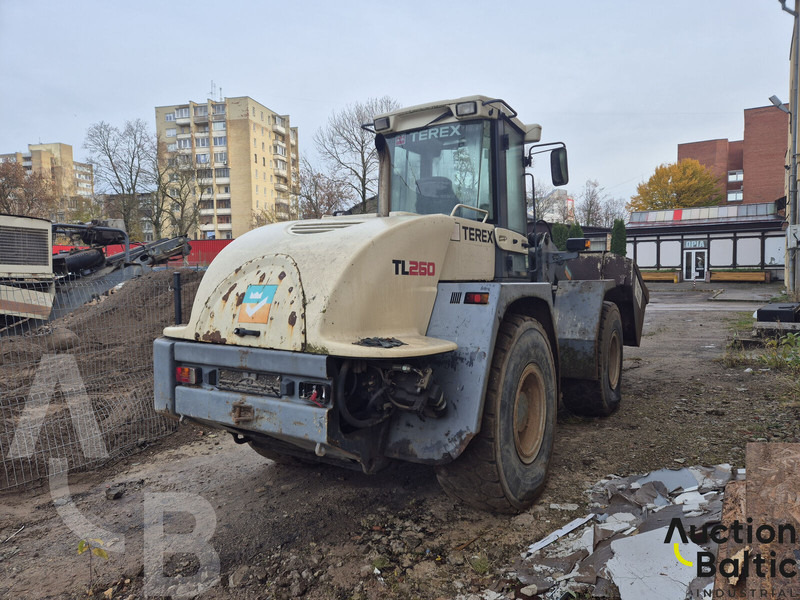Terex TL 260 - Fadrom me goma: foto 3 Terex TL 260 - Fadrom me goma: foto 3