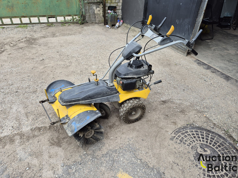Texas Smart Sweep 800 - Makinë fshirëse për rrugët: foto 1 Texas Smart Sweep 800 - Makinë fshirëse për rrugët: foto 1