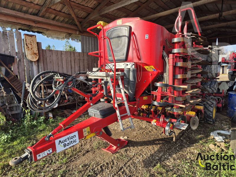 Vaderstad ST 600C - Mbjellëse e kombinuar në radhë: foto 1 Vaderstad ST 600C - Mbjellëse e kombinuar në radhë: foto 1