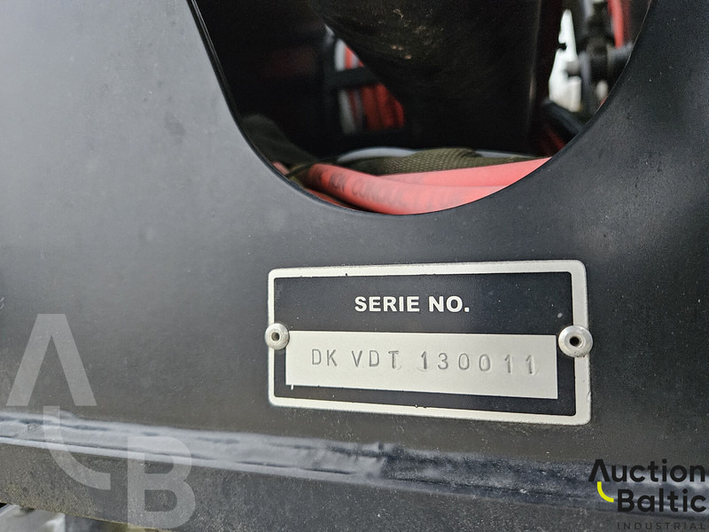 Versalift VDT-170-F - Platformë ajrore e montuar në kamion: foto 5 Versalift VDT-170-F - Platformë ajrore e montuar në kamion: foto 5