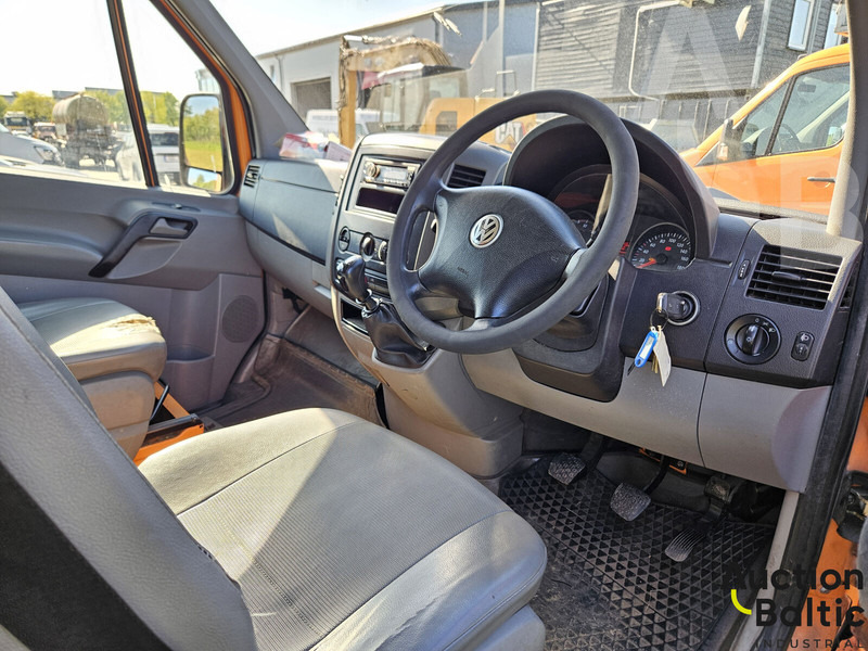 Volkswagen Crafter - Kamioncine vetëshkarkuese: foto 5 Volkswagen Crafter - Kamioncine vetëshkarkuese: foto 5