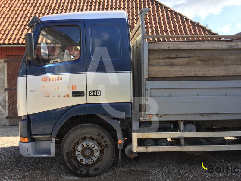 Volvo FH12 - Kamion me karroceri të hapur: foto 5 Volvo FH12 - Kamion me karroceri të hapur: foto 5