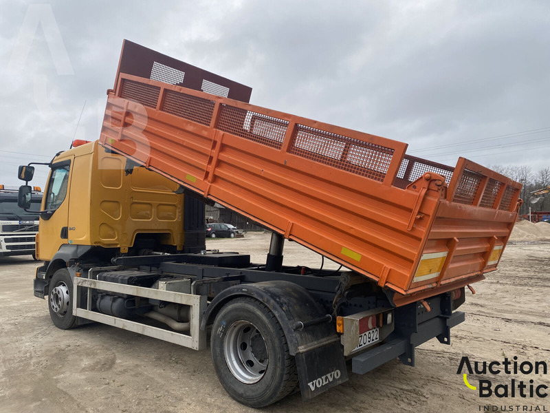 Volvo FL 240 4x2 - Kamion vetëshkarkues: foto 4 Volvo FL 240 4x2 - Kamion vetëshkarkues: foto 4