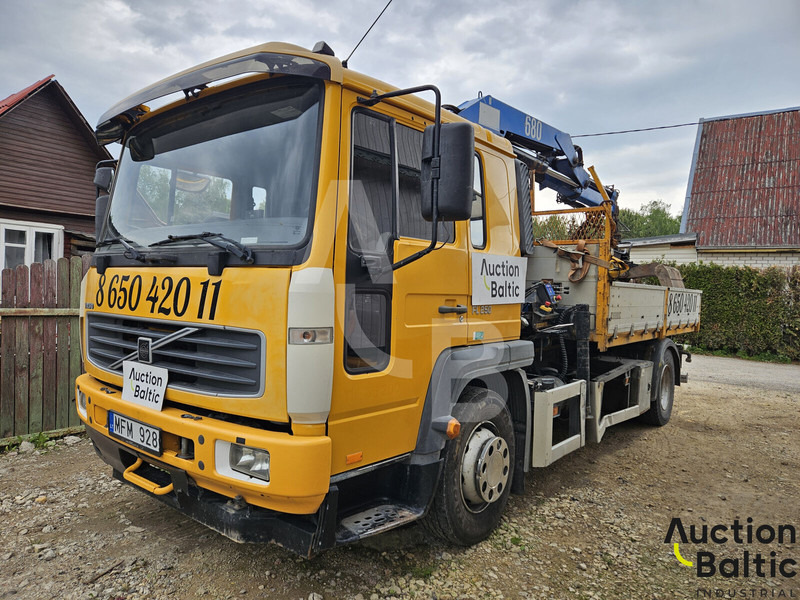 Volvo FL6 250 - Kamion me karroceri të hapur, Kamion me vinç: foto 1 Volvo FL6 250 - Kamion me karroceri të hapur, Kamion me vinç: foto 1