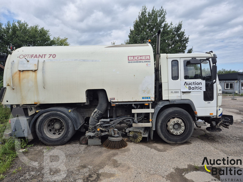 Volvo FL618 - Makinë fshirëse për rrugët: foto 3 Volvo FL618 - Makinë fshirëse për rrugët: foto 3