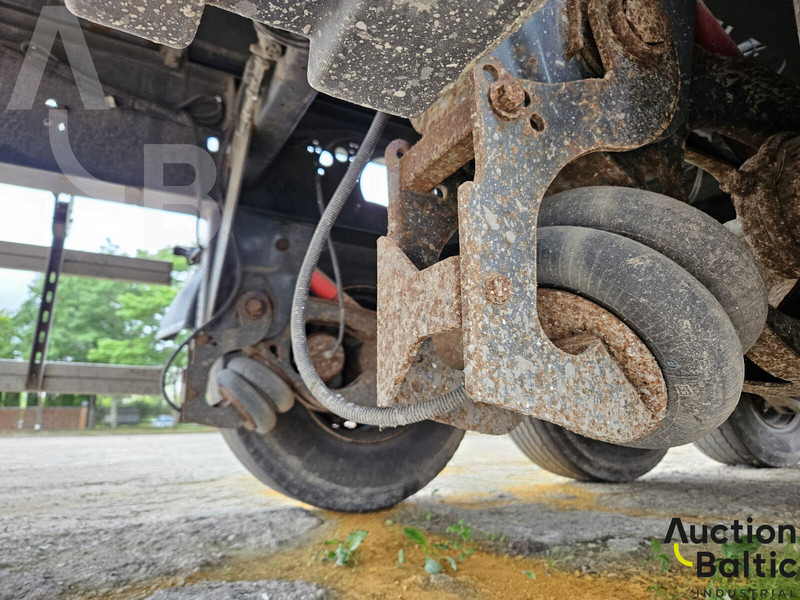 Wielton NW-3 - Gjysmë rimorkio me tendë: foto 5 Wielton NW-3 - Gjysmë rimorkio me tendë: foto 5