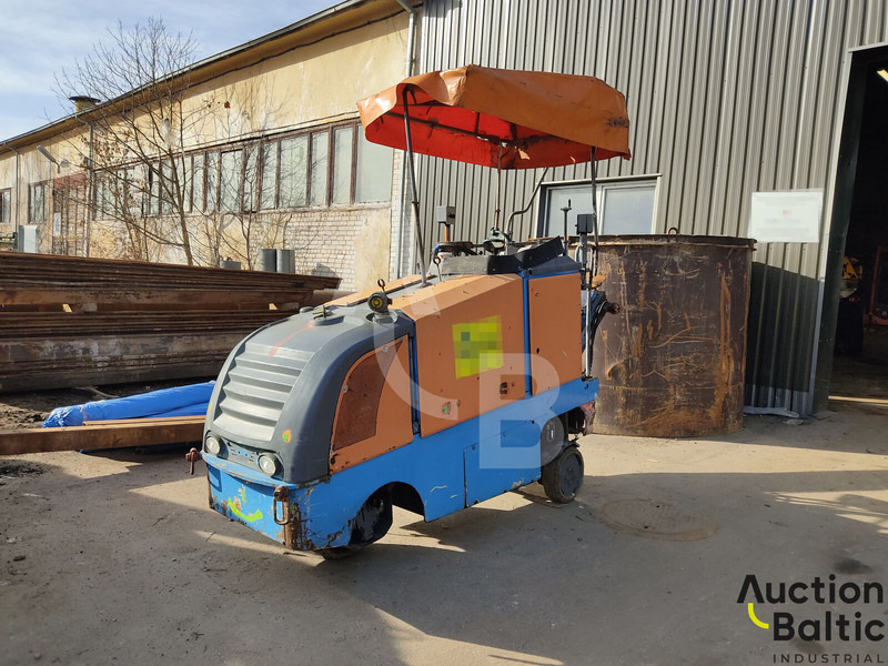 Wirtgen W35DC - Makineri asfalti: foto 2 Wirtgen W35DC - Makineri asfalti: foto 2