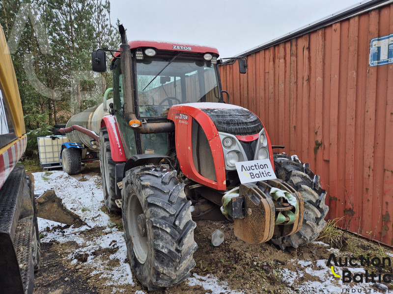 Zetor PROXIMA PLIUS 10541 - Traktor: foto 1 Zetor PROXIMA PLIUS 10541 - Traktor: foto 1