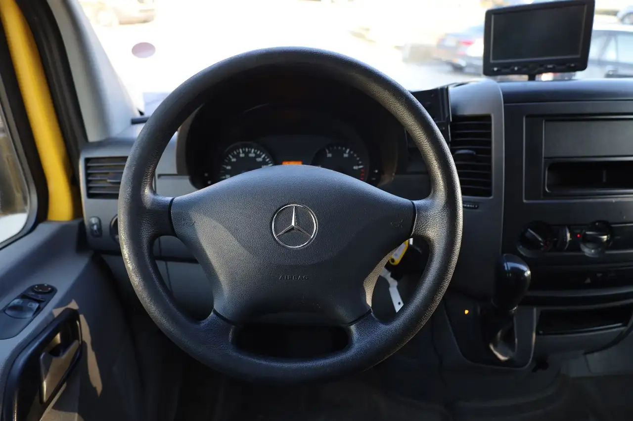 Mercedes-Benz Sprinter II Pritsche/ Koffer/Regalsystem - Makineritë e tjera: foto 5 Mercedes-Benz Sprinter II Pritsche/ Koffer/Regalsystem - Makineritë e tjera: foto 5