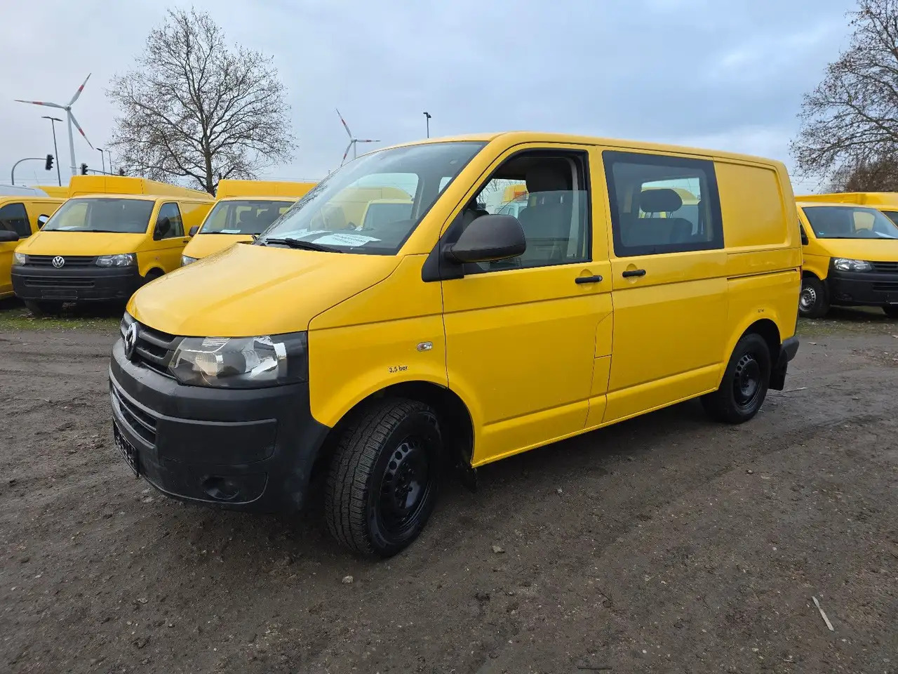 Volkswagen T5 Transporter/2.0 TDI/EU5/1.Hand/5-Sitze - Furgon: foto 3 Volkswagen T5 Transporter/2.0 TDI/EU5/1.Hand/5-Sitze - Furgon: foto 3