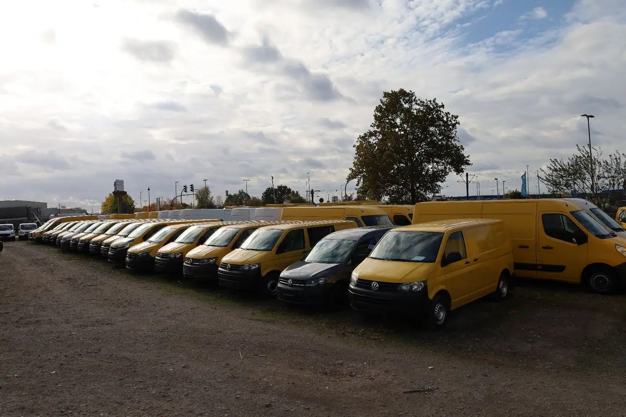 Volkswagen T5 Transporter/ 2.0 TDI/EU5/1.Hand - Furgon: foto 1 Volkswagen T5 Transporter/ 2.0 TDI/EU5/1.Hand - Furgon: foto 1