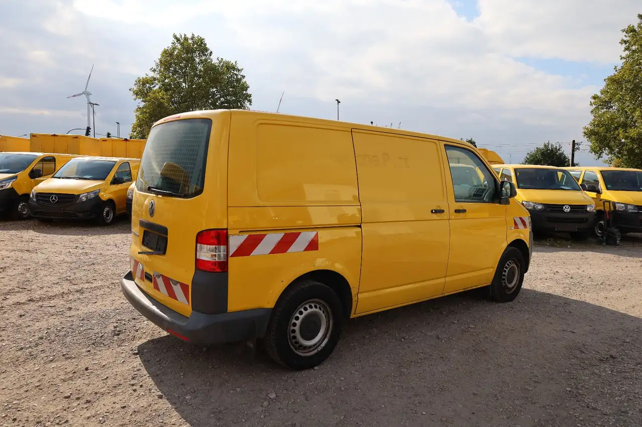 Volkswagen T5 Transporter/ 2.0 TDI/EU5/Werkstattfahrzeug - Furgon, Mjet bujqësor/ Special: foto 4 Volkswagen T5 Transporter/ 2.0 TDI/EU5/Werkstattfahrzeug - Furgon, Mjet bujqësor/ Special: foto 4