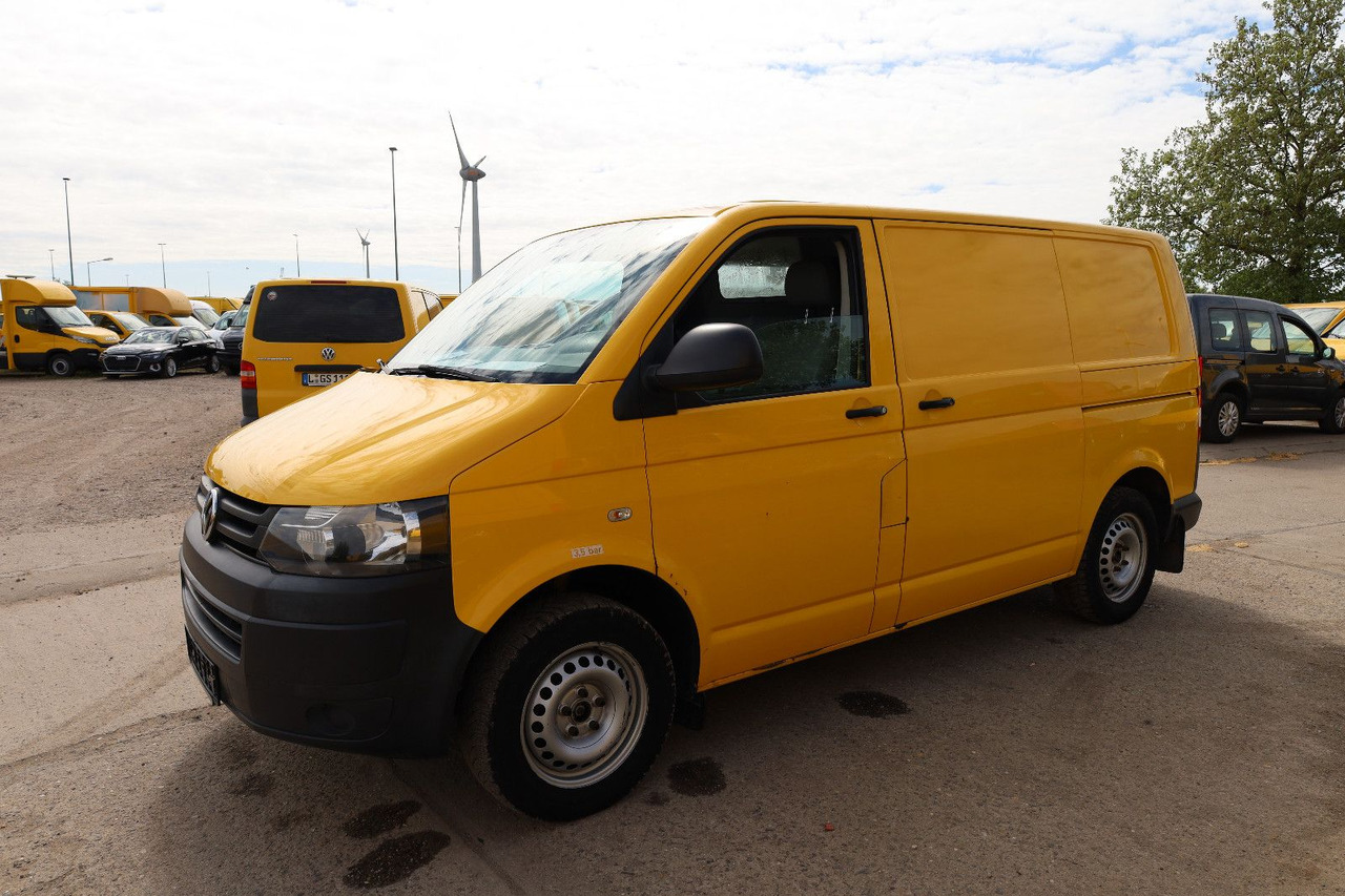 Volkswagen T5 Transporter Kasten-Kombi 2.0 TDI/EU5/1.Hand - Furgon i vogël: foto 2 Volkswagen T5 Transporter Kasten-Kombi 2.0 TDI/EU5/1.Hand - Furgon i vogël: foto 2