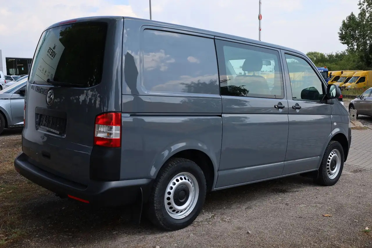 Volkswagen T5 Transporter Kasten-Kombi 2.0 TDI/EU5/5-Sitze - Veturë: foto 3 Volkswagen T5 Transporter Kasten-Kombi 2.0 TDI/EU5/5-Sitze - Veturë: foto 3