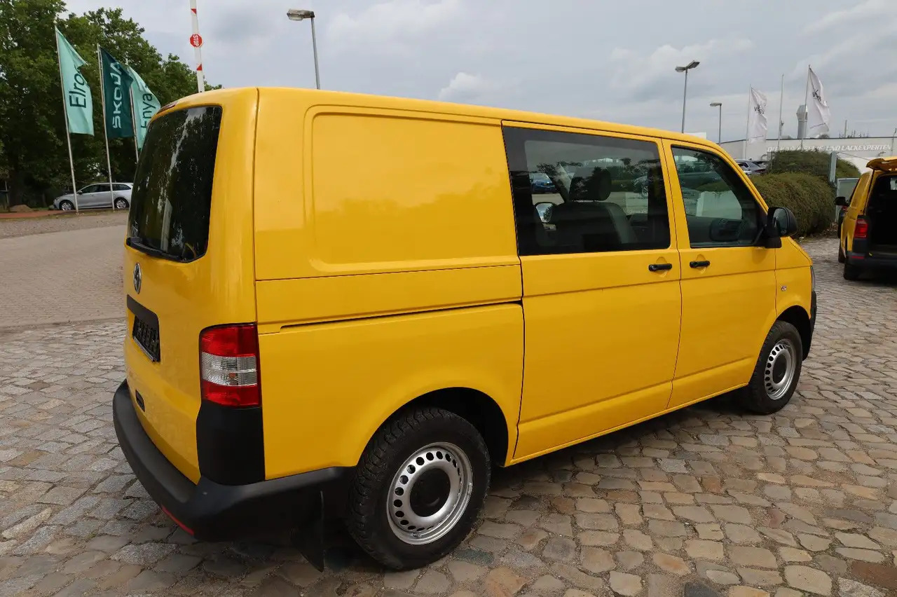 Volkswagen T5 Transporter Kasten-Kombi 2.0 TDI/EU5/5-Sitze - Veturë: foto 5 Volkswagen T5 Transporter Kasten-Kombi 2.0 TDI/EU5/5-Sitze - Veturë: foto 5