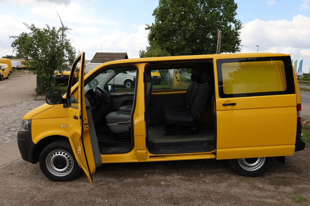 Volkswagen T5 Transporter Kasten-Kombi 2.0 TDI/EU5/5-Sitze - Kamioncine dopio kabinë: foto 3 Volkswagen T5 Transporter Kasten-Kombi 2.0 TDI/EU5/5-Sitze - Kamioncine dopio kabinë: foto 3