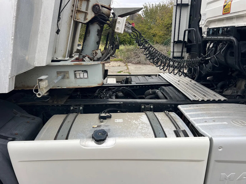 MAN TGX 18.500 Retarder*full Spoiler set*TGX18.500* - Gjysmë-kamion: foto 3 MAN TGX 18.500 Retarder*full Spoiler set*TGX18.500* - Gjysmë-kamion: foto 3