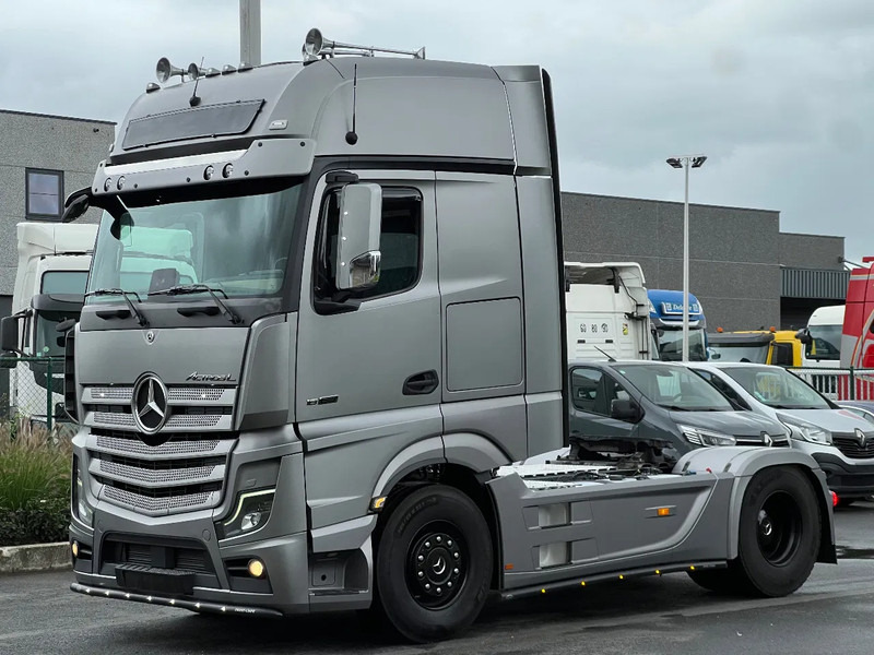 Mercedes-Benz Actros 1863 GIGASPACE*ACTROS L 1863*Full OPTIONS* - Gjysmë-kamion: foto 4 Mercedes-Benz Actros 1863 GIGASPACE*ACTROS L 1863*Full OPTIONS* - Gjysmë-kamion: foto 4