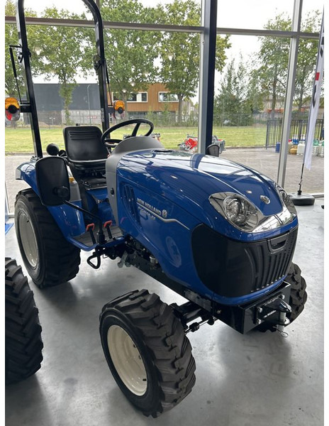 New Holland New Holland Boomer - Traktor: foto 5 New Holland New Holland Boomer - Traktor: foto 5