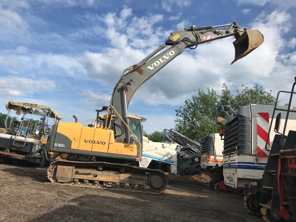 Volvo EC 160 CL well - Ekskavator me zinxhirë: foto 1 Volvo EC 160 CL well - Ekskavator me zinxhirë: foto 1