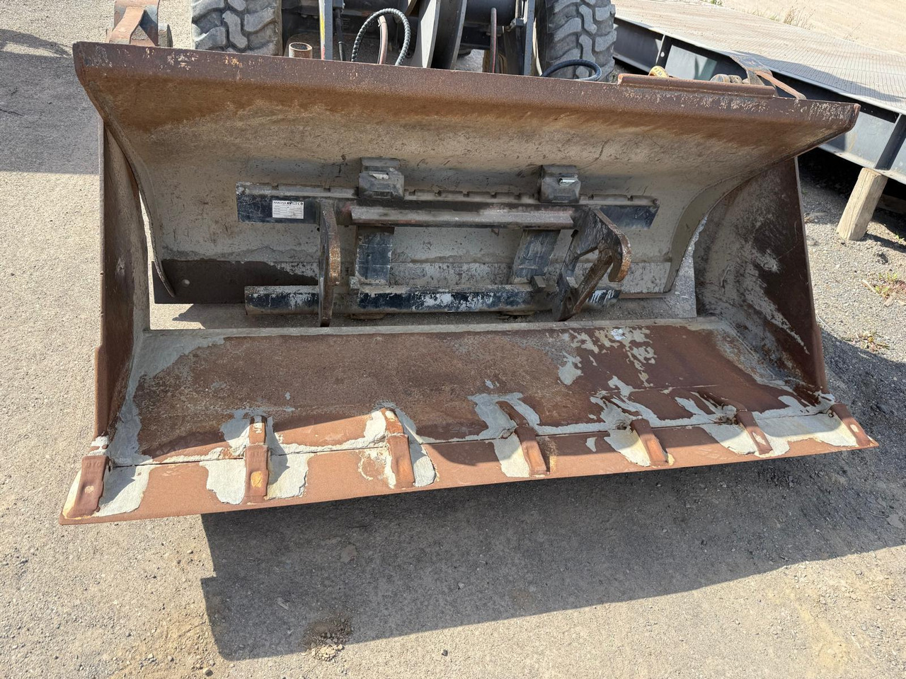 Volvo L 30 B-Z/K incl. 3-1shovel and fork - Fadrom me goma: foto 5 Volvo L 30 B-Z/K incl. 3-1shovel and fork - Fadrom me goma: foto 5