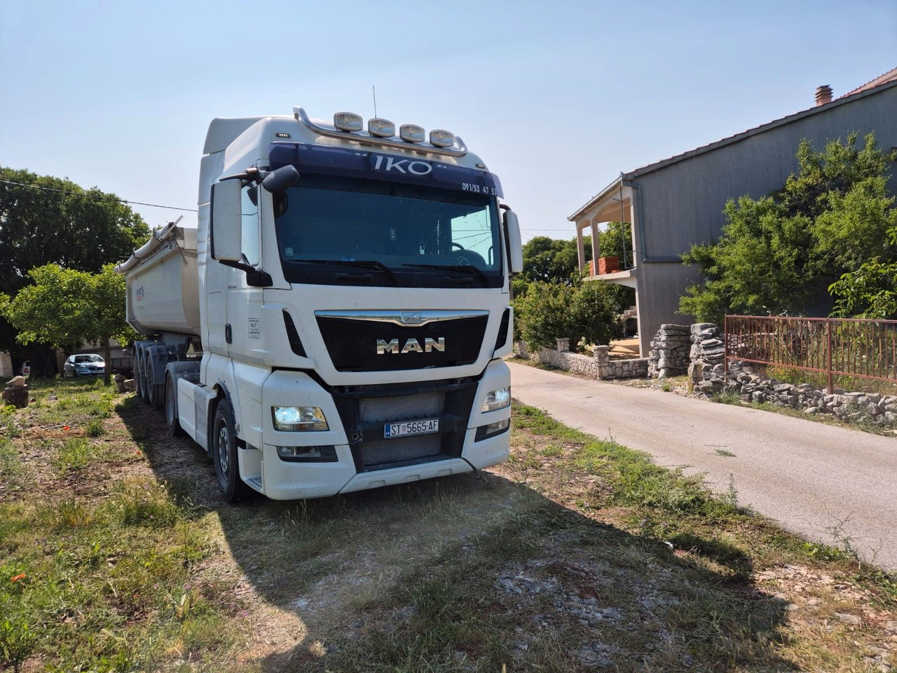 MAN TGX 18.480 FSA / 4x2 BLS - Gjysmë-kamion: foto 4 MAN TGX 18.480 FSA / 4x2 BLS - Gjysmë-kamion: foto 4