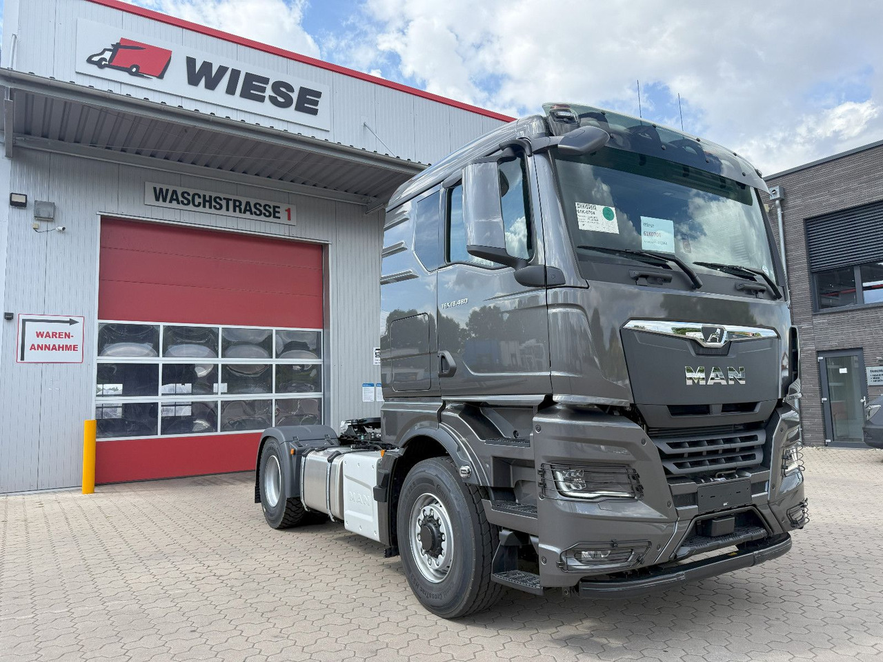 MAN TGX 18.480 4x4H HydroDrive mit Hydraulik - Gjysmë-kamion: foto 1 MAN TGX 18.480 4x4H HydroDrive mit Hydraulik - Gjysmë-kamion: foto 1