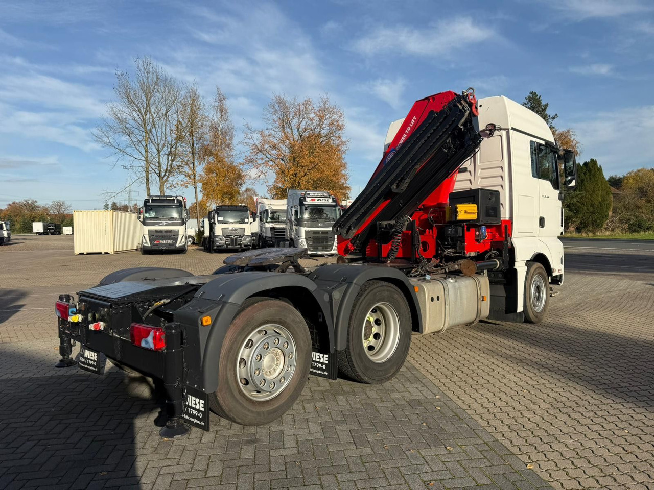 MAN TGX 26.440 6x2 mit HMF 3000-K5 Kran Top Zustand - Gjysmë-kamion: foto 3 MAN TGX 26.440 6x2 mit HMF 3000-K5 Kran Top Zustand - Gjysmë-kamion: foto 3