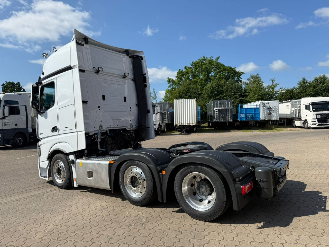 Mercedes-Benz Actros 2753 GigaSpace L 6x2 Lowliner TrendLine - Gjysmë-kamion: foto 4 Mercedes-Benz Actros 2753 GigaSpace L 6x2 Lowliner TrendLine - Gjysmë-kamion: foto 4