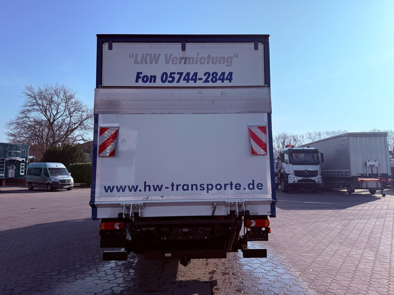 Iveco EEV 80E22 EuroCargo Koffer mit Ladebordwand 1T - Kamioncine me kontinier: foto 5 Iveco EEV 80E22 EuroCargo Koffer mit Ladebordwand 1T - Kamioncine me kontinier: foto 5