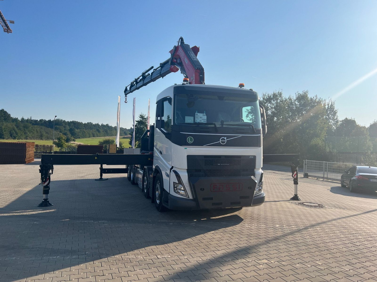 Volvo FH 500 8x2 Kran F710 RA2.26 - Kamioni: foto 2 Volvo FH 500 8x2 Kran F710 RA2.26 - Kamioni: foto 2