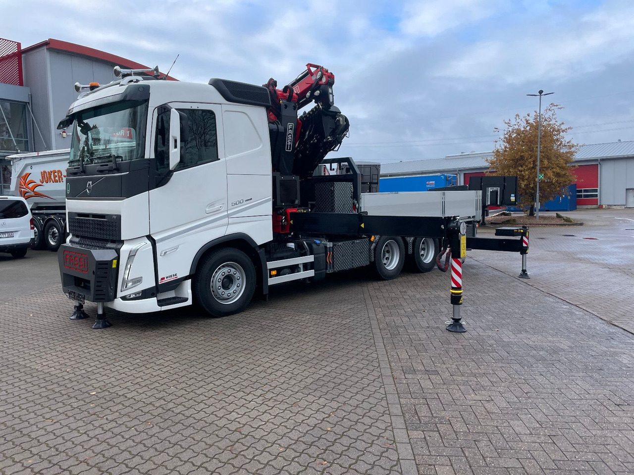 Volvo FH500 6x4 Fassi F545RA 2.27 mit Jib und Winde - Kamioni, Kamion me vinç: foto 5 Volvo FH500 6x4 Fassi F545RA 2.27 mit Jib und Winde - Kamioni, Kamion me vinç: foto 5