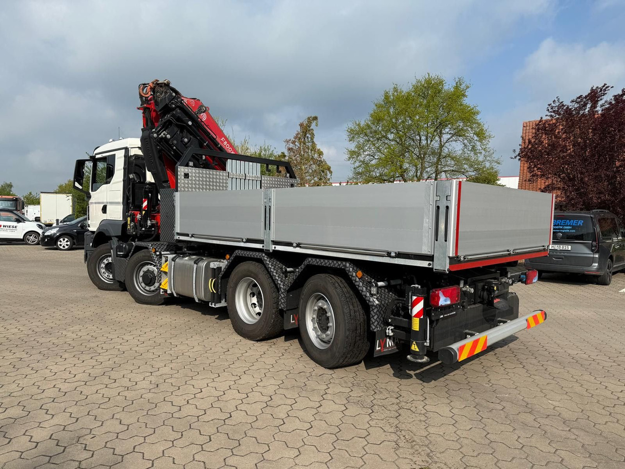 MAN 35.520 8x4 Kran Fassi F800, OHNE ABSTÜTZÜBERWACH - Kamion me karroceri të hapur, Kamion me vinç: foto 1 MAN 35.520 8x4 Kran Fassi F800, OHNE ABSTÜTZÜBERWACH - Kamion me karroceri të hapur, Kamion me vinç: foto 1