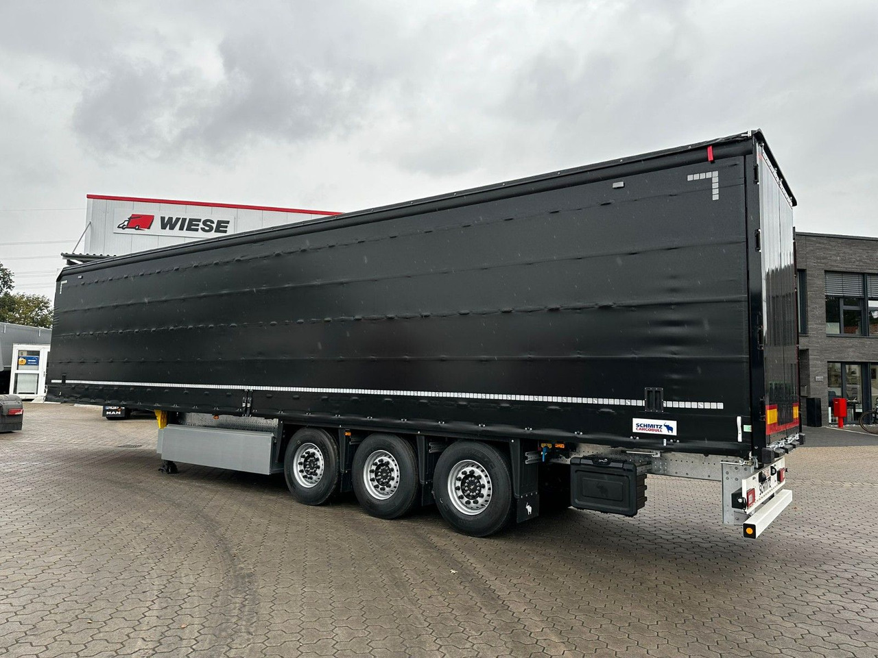 Schmitz Cargobull SCS 24/L Speed Curtain - sofort verfügbar!! - Gjysmë rimorkio me tendë: foto 2 Schmitz Cargobull SCS 24/L Speed Curtain - sofort verfügbar!! - Gjysmë rimorkio me tendë: foto 2