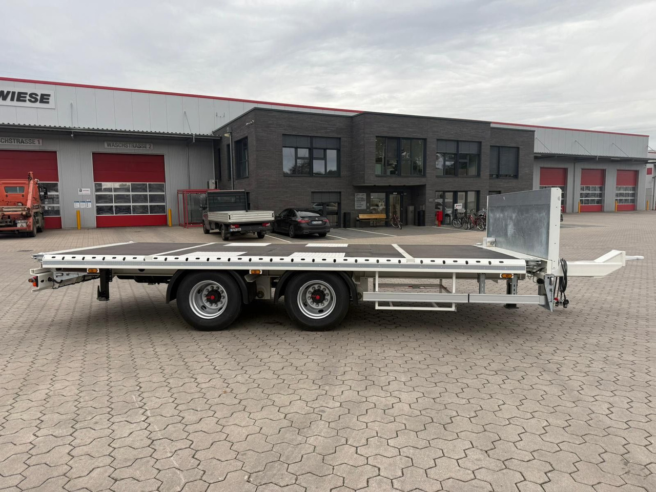 Tandemanhänger Plattform - Rimorkio e hapur/ Platformë: foto 3 Tandemanhänger Plattform - Rimorkio e hapur/ Platformë: foto 3