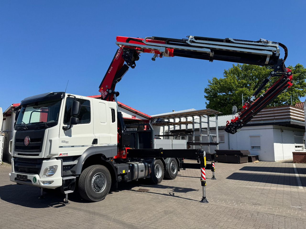 Tatra 6x6x6 Phoenix Fassi F545RA.2.27 L214 V20 - Kamion me vinç: foto 1 Tatra 6x6x6 Phoenix Fassi F545RA.2.27 L214 V20 - Kamion me vinç: foto 1